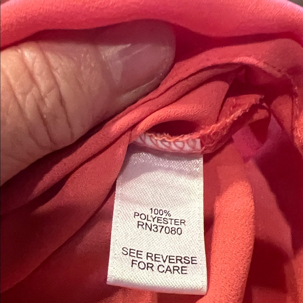 Chaus Coral Pink Blouse Women’s Roll Tab Sleeve High Low Hem Lightweight Top - Picture 7 of 10